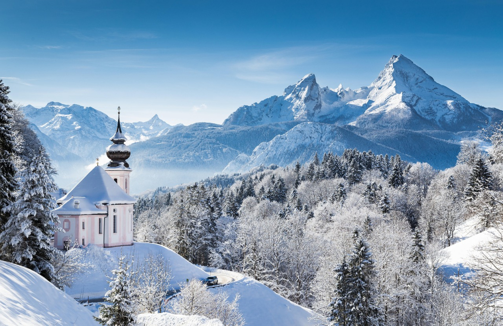 winter-4742436_1280 Winter Travel: Unforgettable Destinations and Tips
