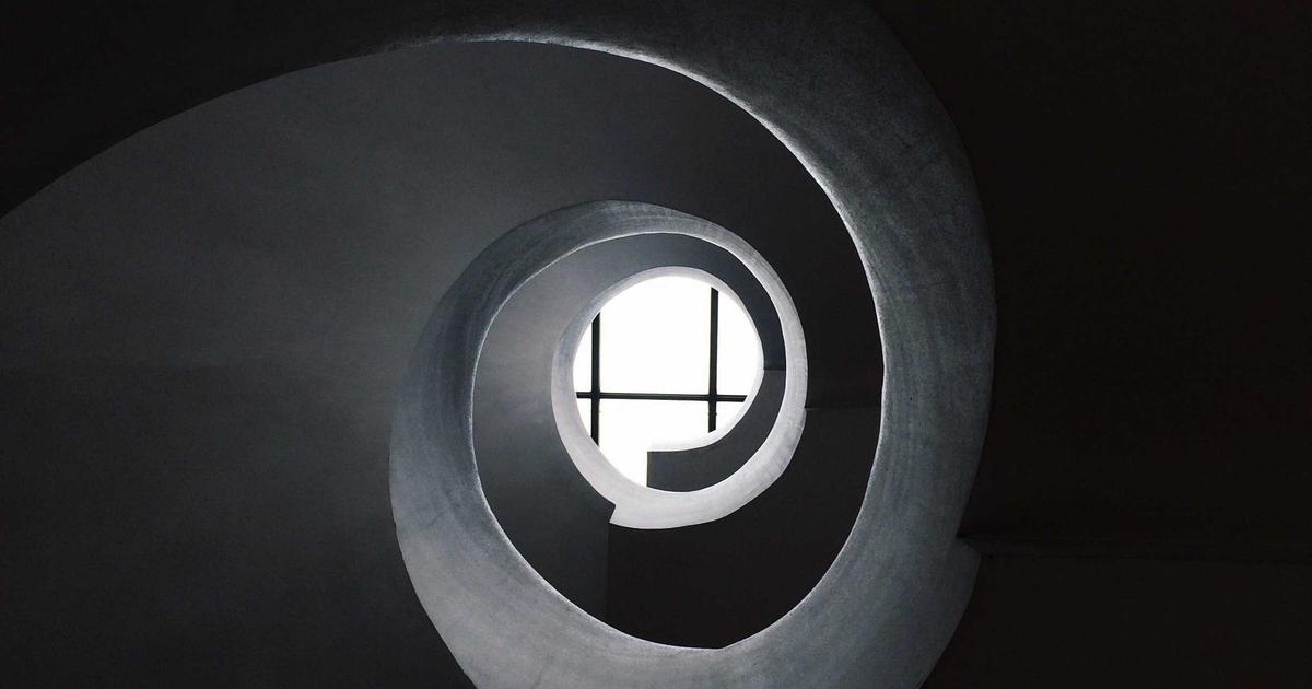 how to find cheap flights using comparison tools and booking strategies guide